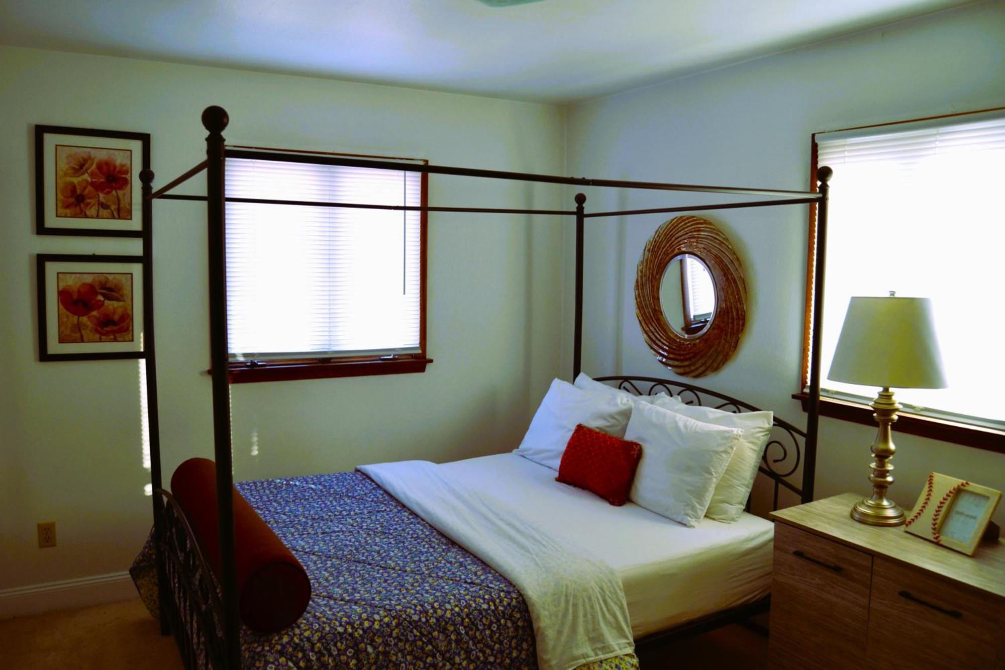 Arhaus 3 Appartement Grand Forks Buitenkant foto